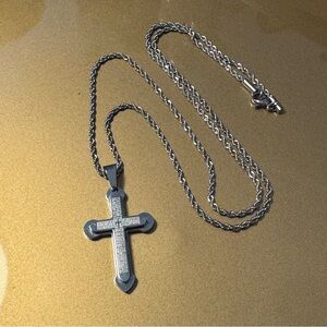 Cross Pendant Necklace